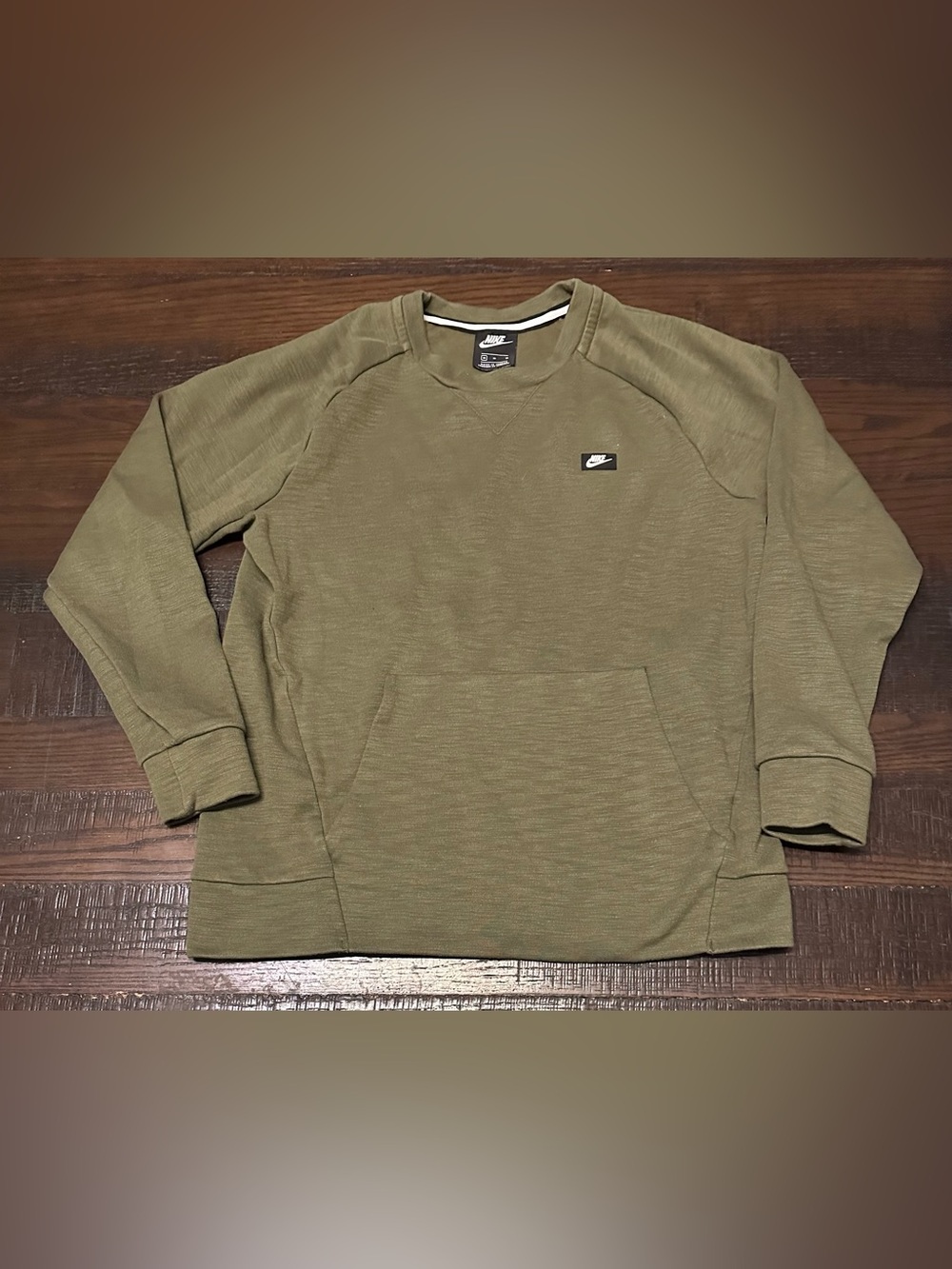 Nike Men's Sportswear Optic Tech Crew sweatshirt Olive Green Medium Pullover